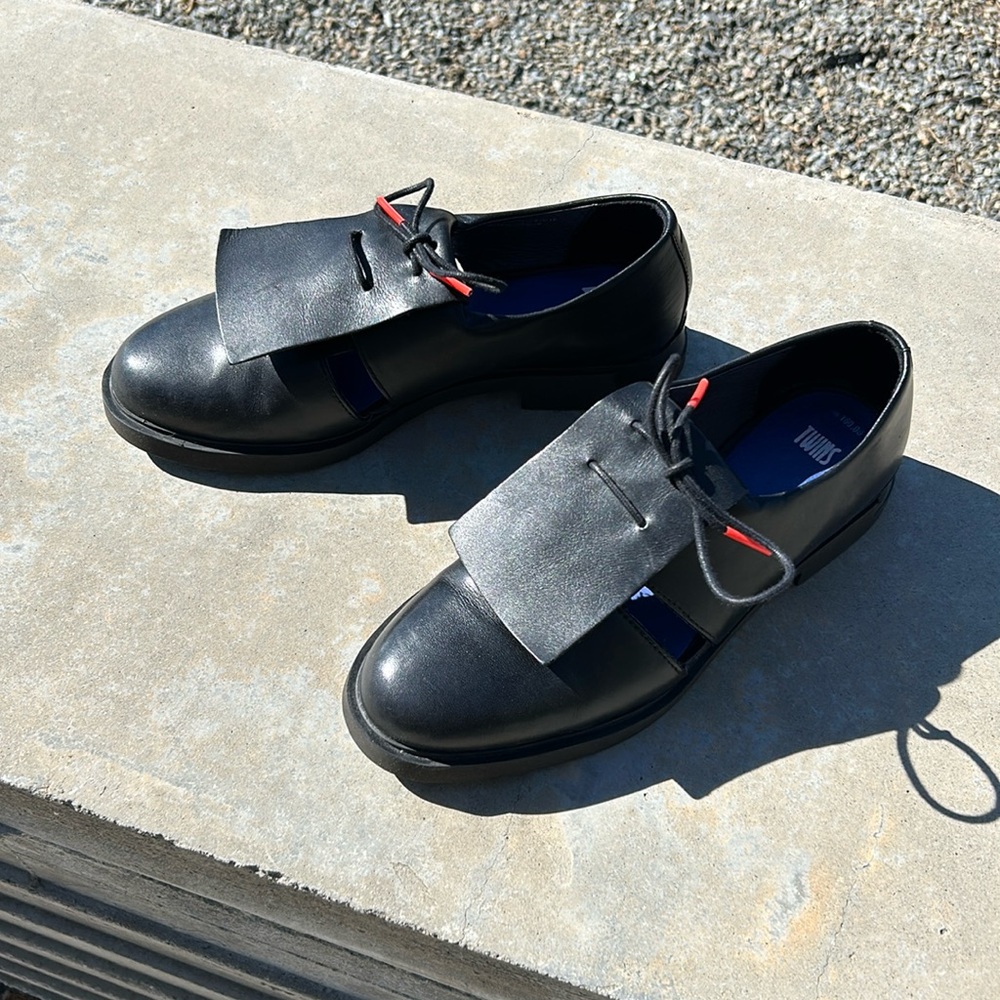 Cute Camper Twins! Gently worn, almost new!